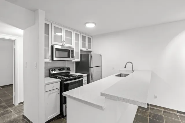 $1,200 | 3602 Garrott Street, Unit 3, Houston, TX 77006