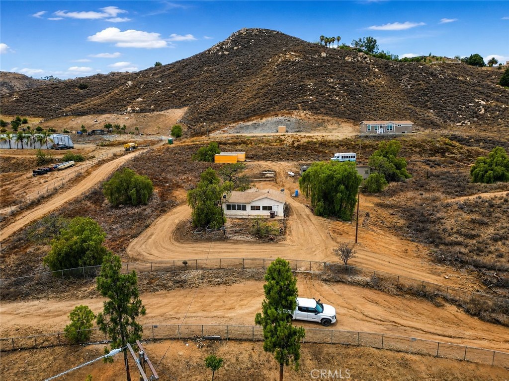 15953 Cajalco Road Perris, CA 92570 - Photo 4 of 11 Gallery Image 4