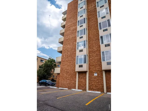 $400,000 | 850 20th Street, Unit 406, Boulder, CO 80302