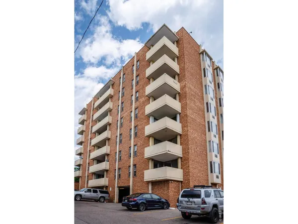 $400,000 | 850 20th Street, Unit 406, Boulder, CO 80302