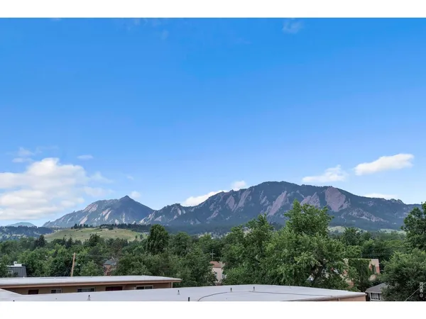 $400,000 | 850 20th Street, Unit 406, Boulder, CO 80302