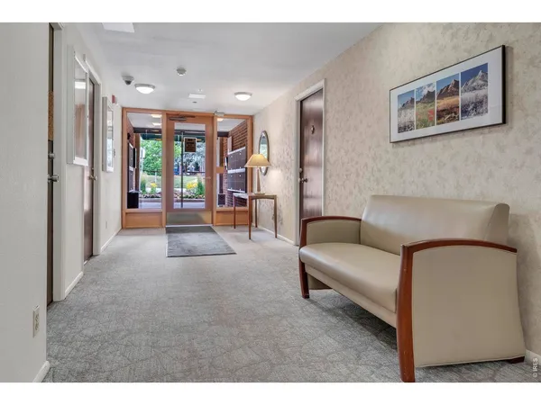 $400,000 | 850 20th Street, Unit 406, Boulder, CO 80302