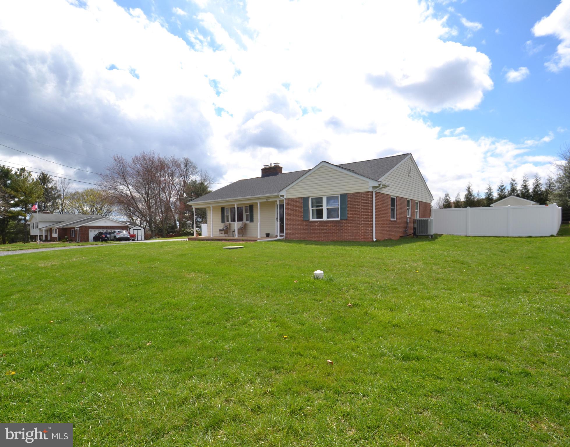 339 Hook Road Westminster, MD 21157 - Photo 3 of 44