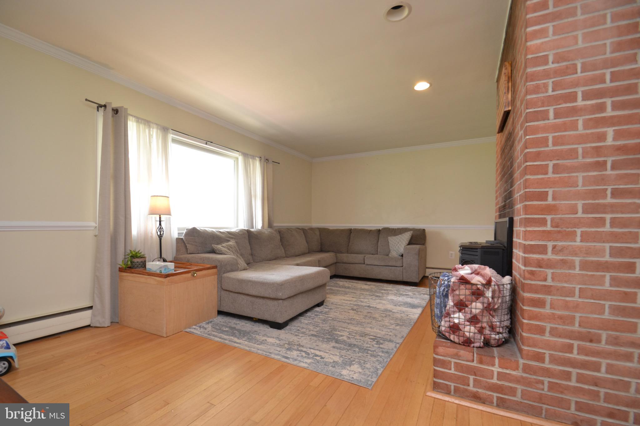 339 Hook Road Westminster, MD 21157 - Photo 8 of 44