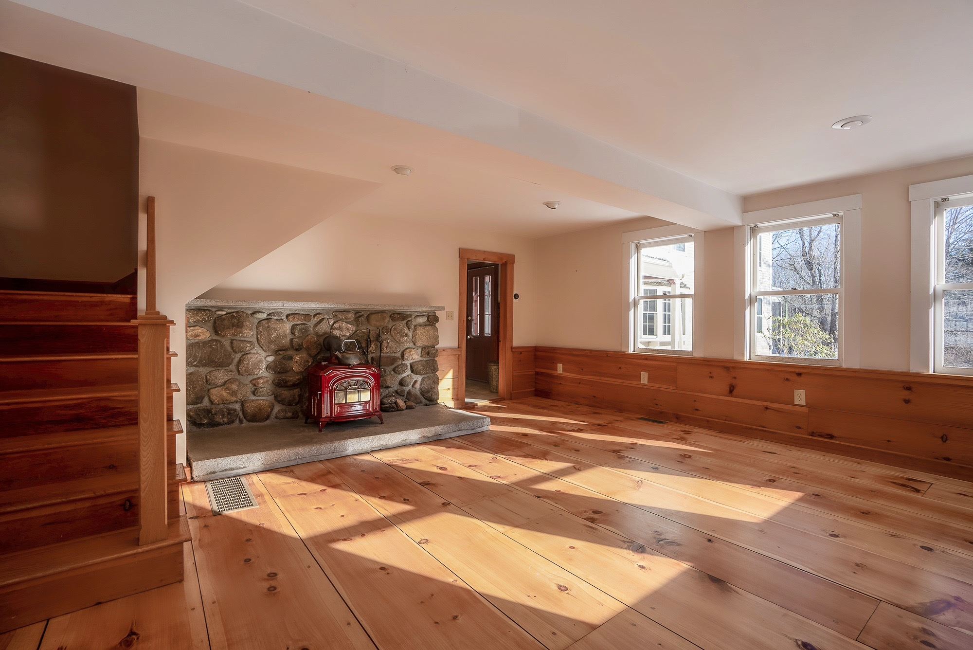 14 Shedd Road New Boston, NH 03070 - Photo 28 of 40 Gallery Image 28
