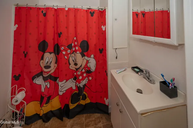 $155,000 | 596 Livingston Avenue, Albany, NY 12206