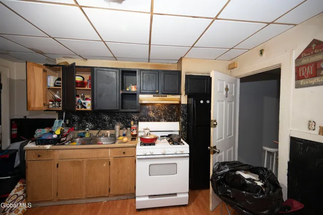 $155,000 | 596 Livingston Avenue, Albany, NY 12206