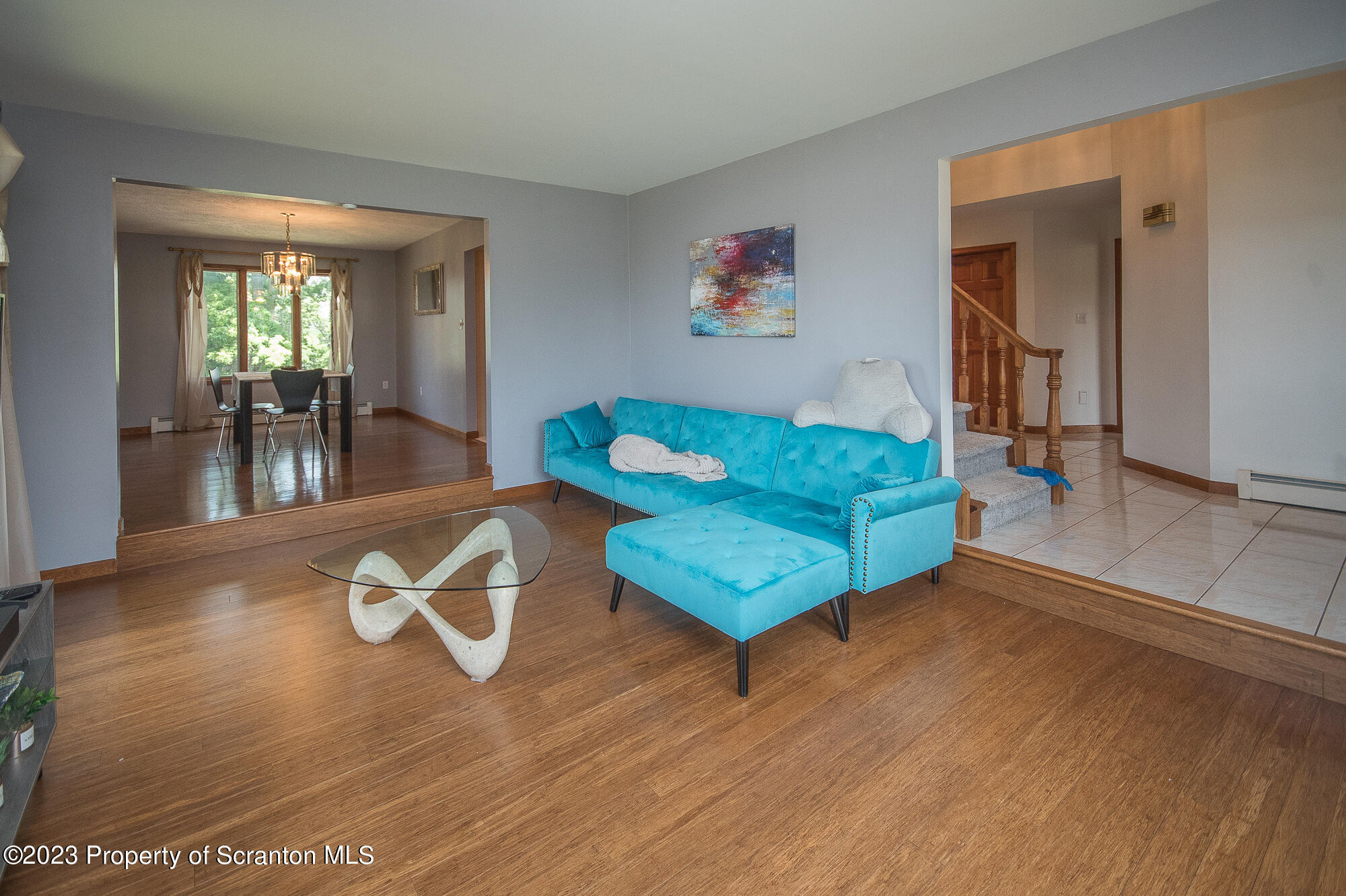 601 Hampton Road Clarks Summit, PA 18411 - Photo 3 of 23 Living Room