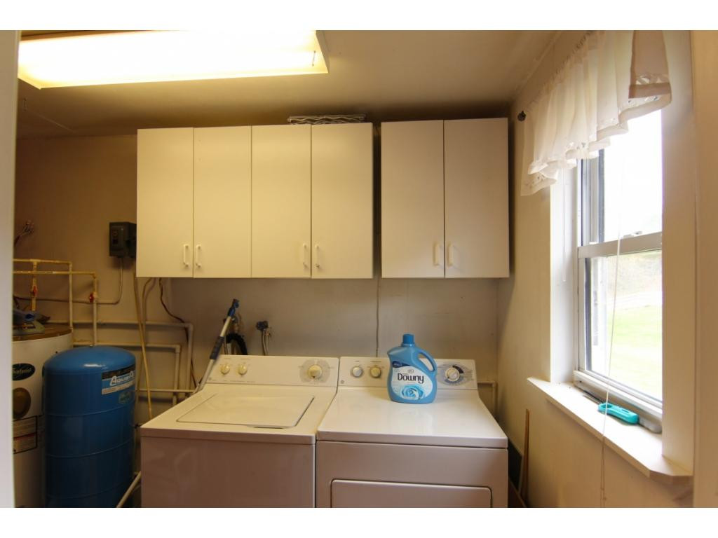 8893 Big Dry Run Road Butler, TN 37640 - Photo 13 of 26 LAUNDRY ROOM