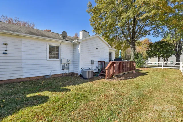 $220,000 | 6025 Crape Myrtle Lane, Charlotte, NC 28216