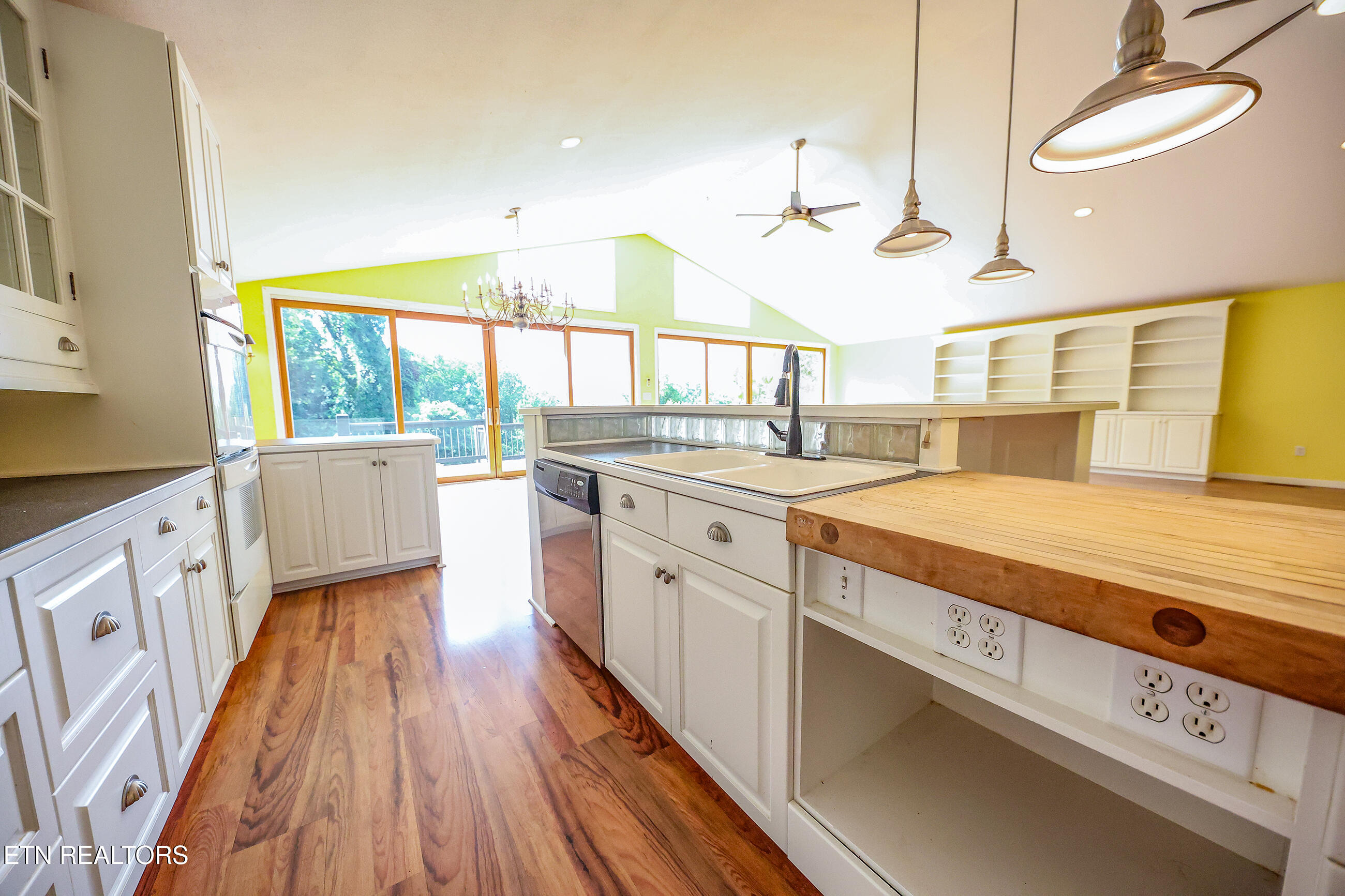 104 Ogden Circle Oak Ridge, TN 37830 - Photo 13 of 40 o179A7474 copy