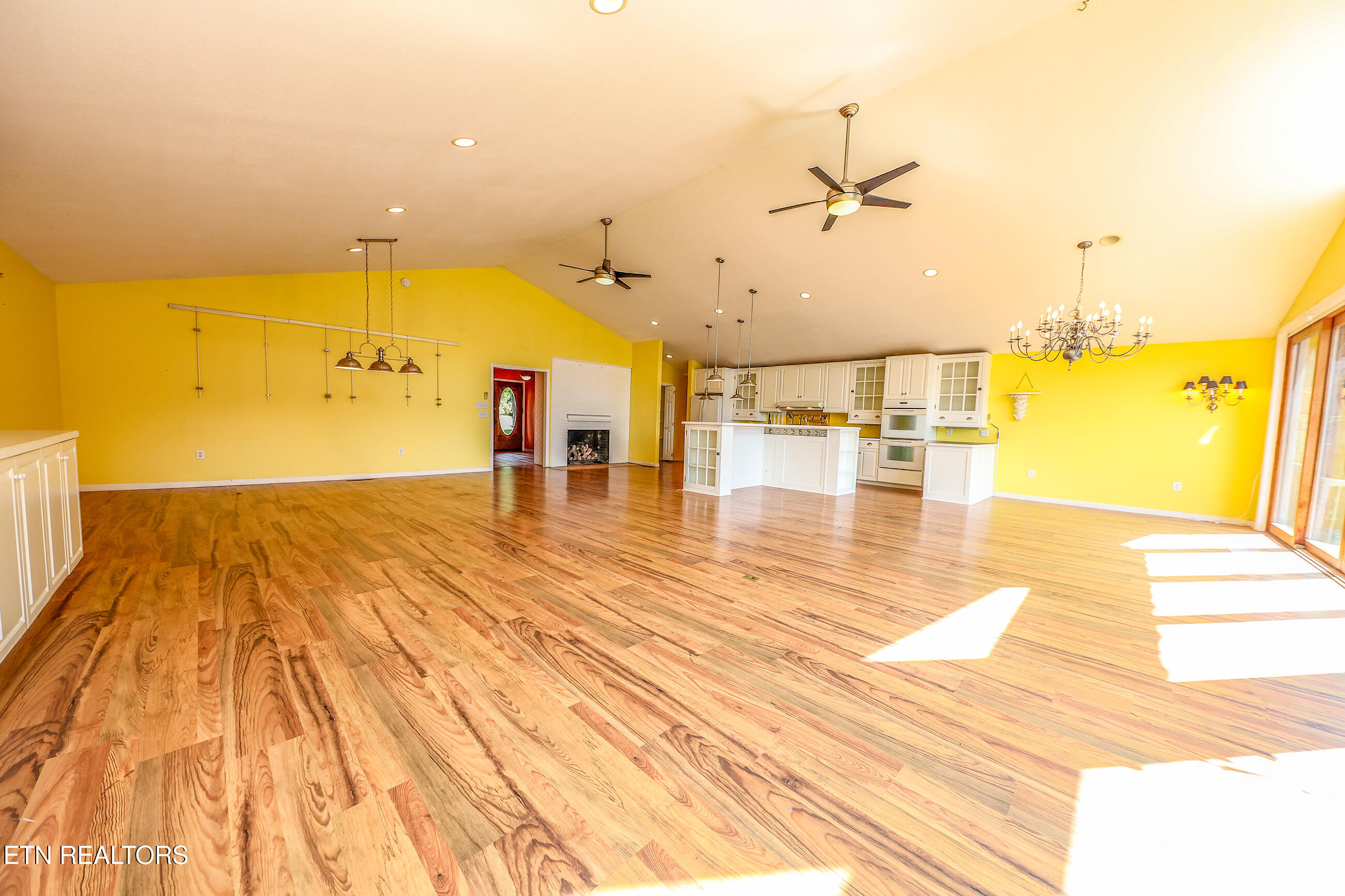104 Ogden Circle Oak Ridge, TN 37830 - Photo 19 of 40 o179A7537 copy