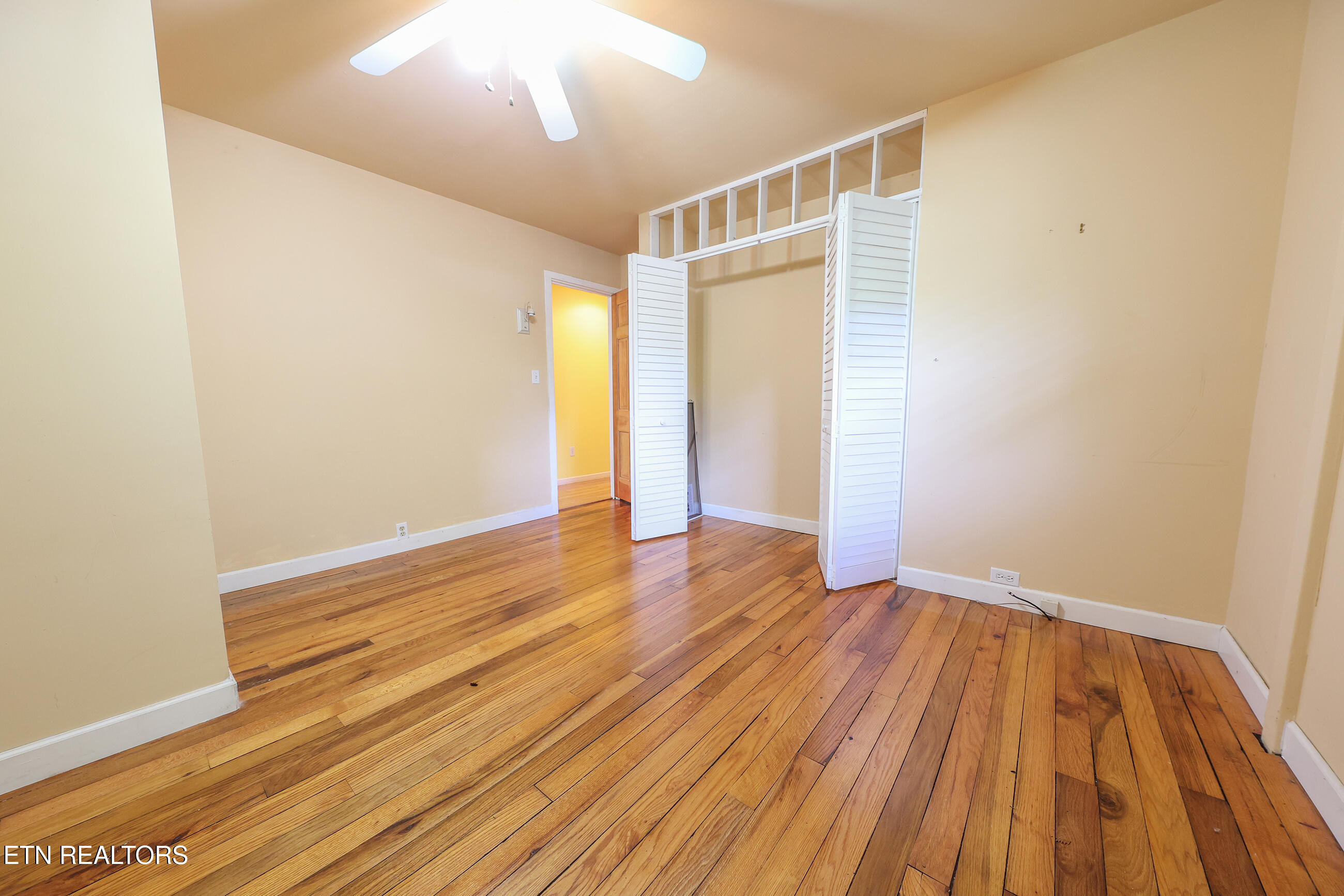 104 Ogden Circle Oak Ridge, TN 37830 - Photo 33 of 40 o179A7774 copy