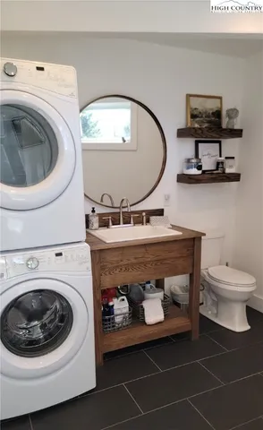 $719,000 | 188 Center Ct Drive, Boone, NC 28607