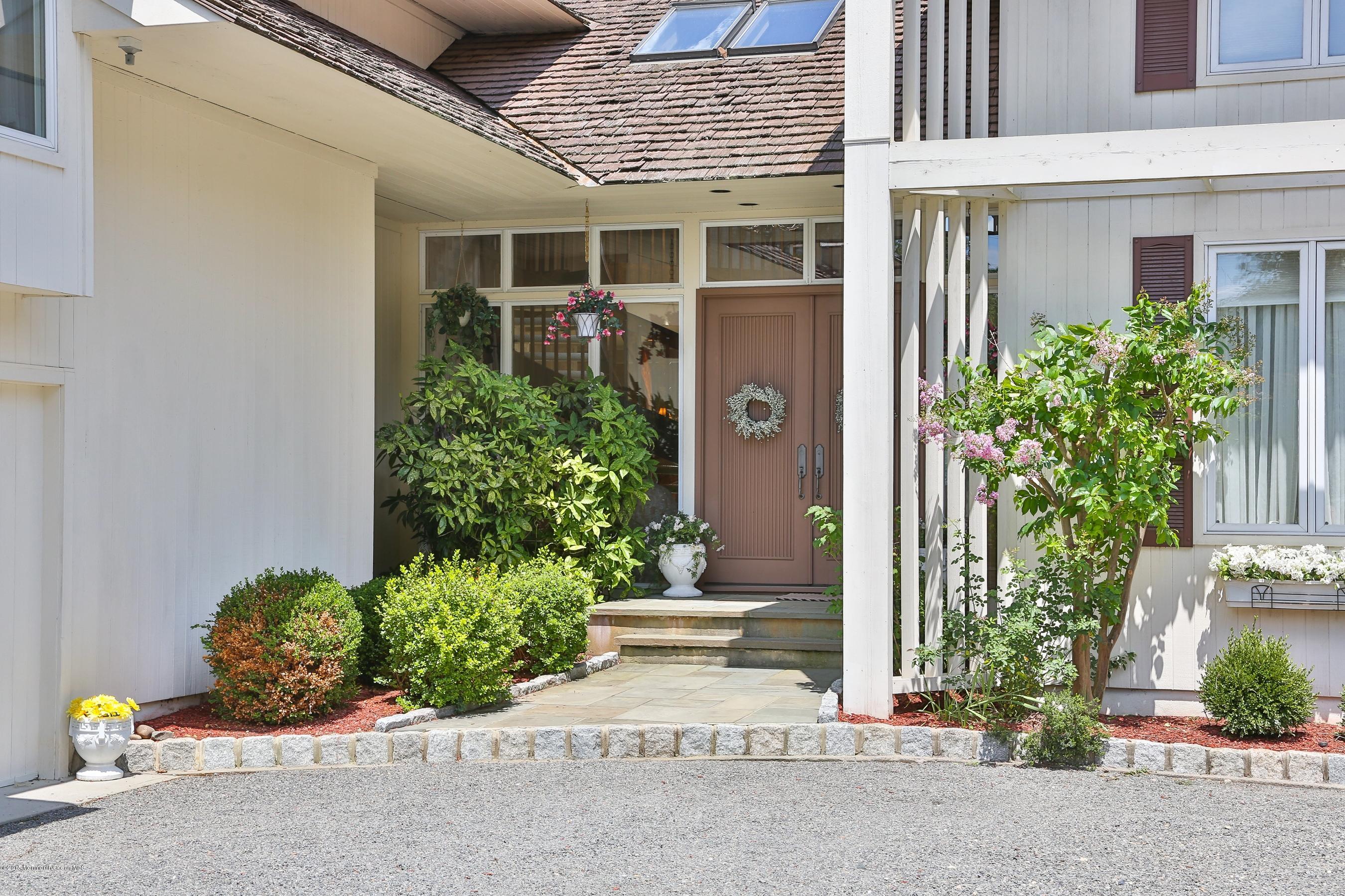 2631 River Road Point Pleasant, NJ 08742 - Photo 29 of 47 Front entrance to Luxury living