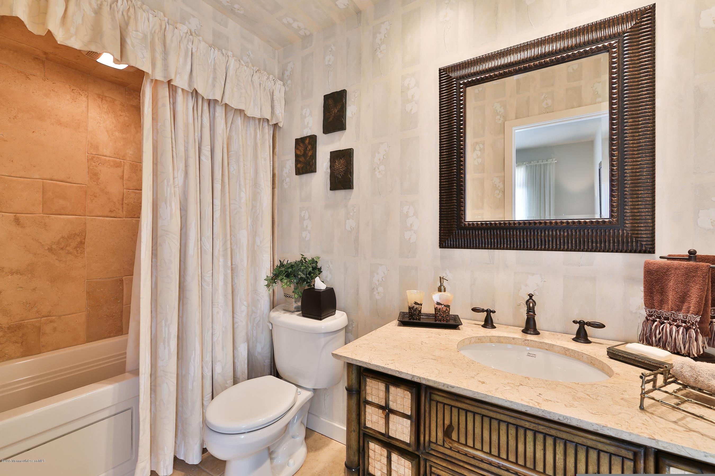 2631 River Road Point Pleasant, NJ 08742 - Photo 33 of 47 First floor full Bath