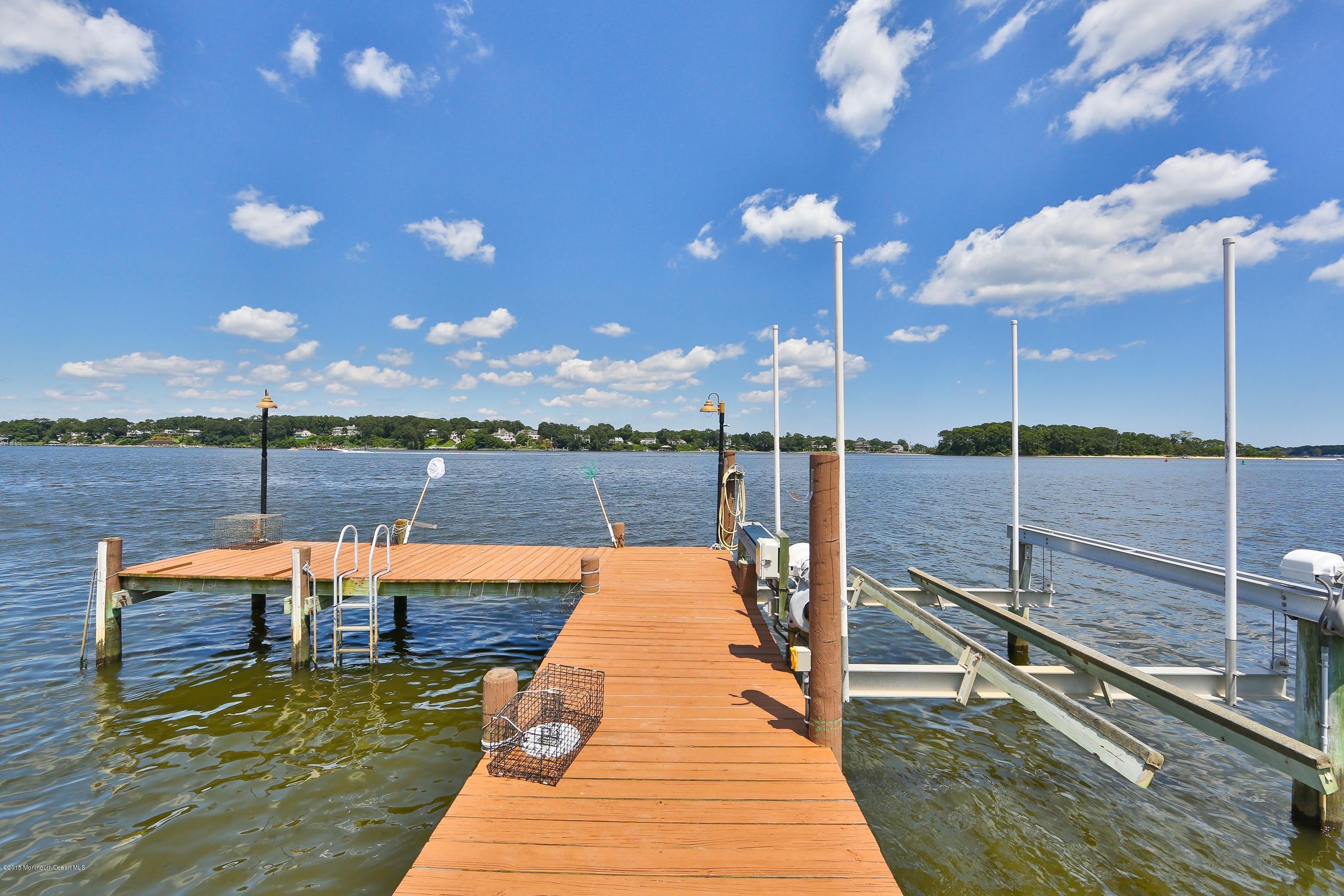 2631 River Road Point Pleasant, NJ 08742 - Photo 39 of 47 Dock water and Elec