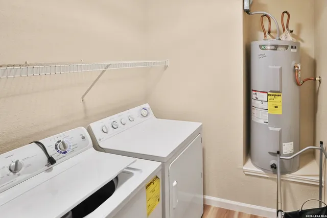 $1,300 | 3202 Eisenhauer Road, Unit 402, San Antonio, TX 78209