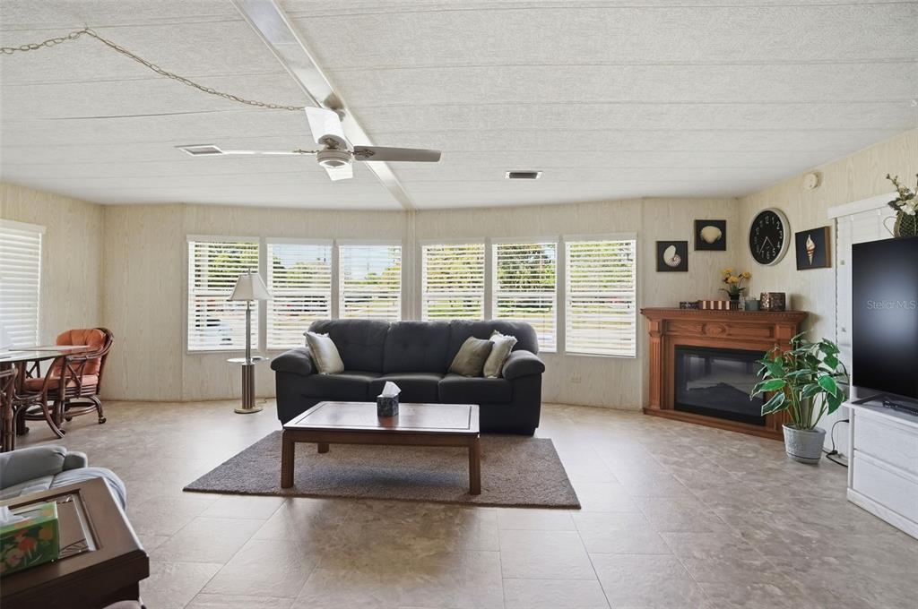 8496 Highpoint Boulevard Brooksville, FL 34613 - Photo 16 of 59