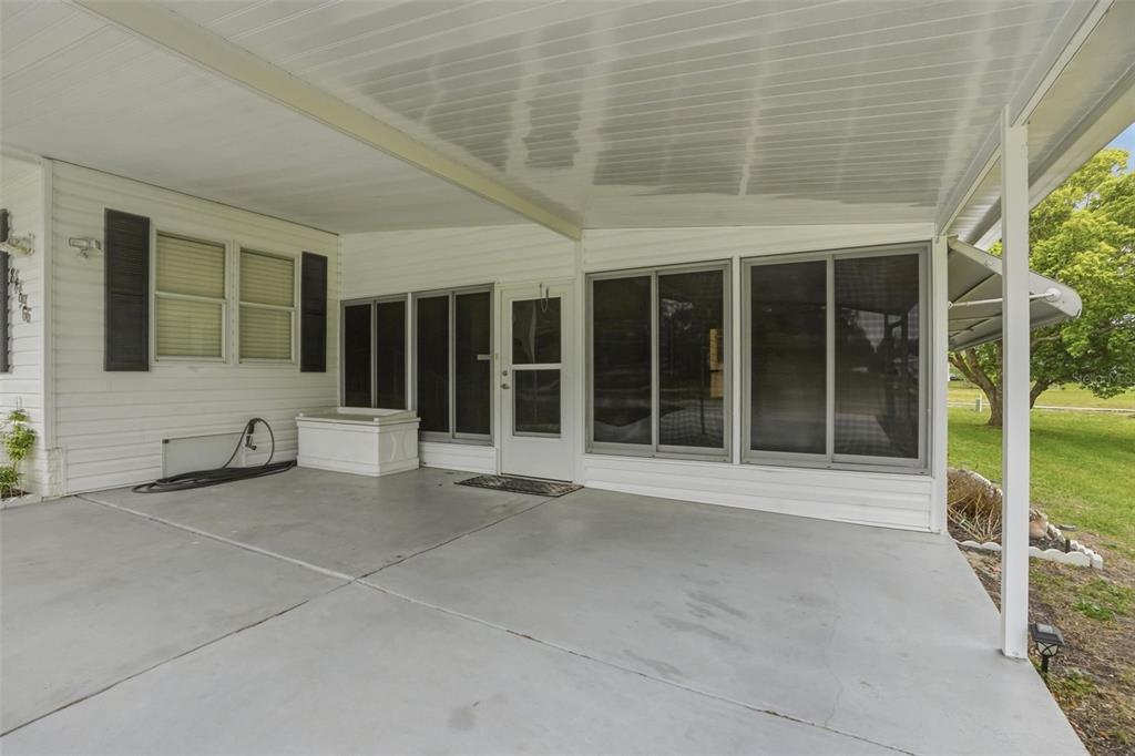 8496 Highpoint Boulevard Brooksville, FL 34613 - Photo 6 of 59