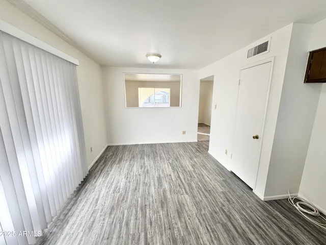 $1,695 | 4520 West Hatcher Road, Glendale, AZ 85302