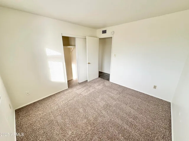 $1,695 | 4520 West Hatcher Road, Glendale, AZ 85302