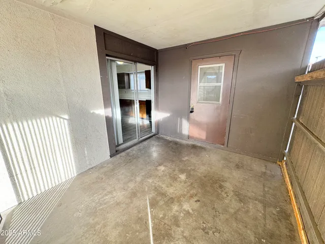 $1,695 | 4520 West Hatcher Road, Glendale, AZ 85302