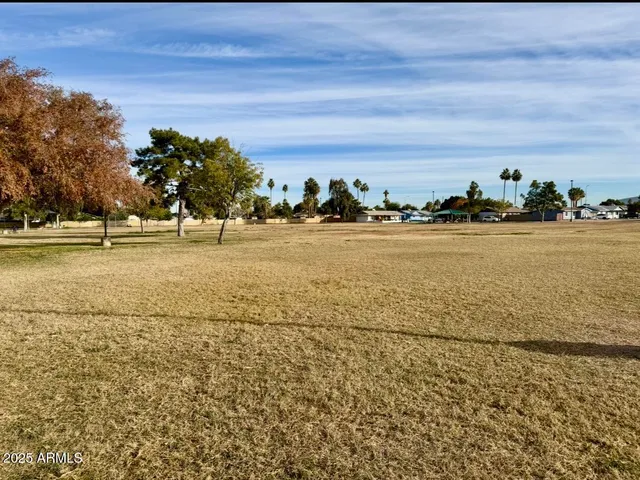 $1,695 | 4520 West Hatcher Road, Glendale, AZ 85302