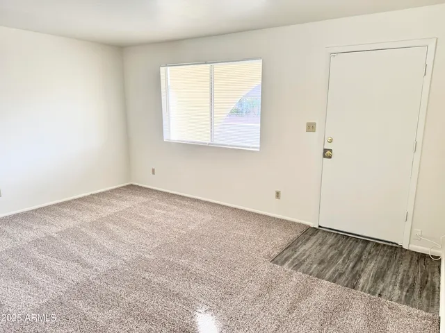 $1,695 | 4520 West Hatcher Road, Glendale, AZ 85302