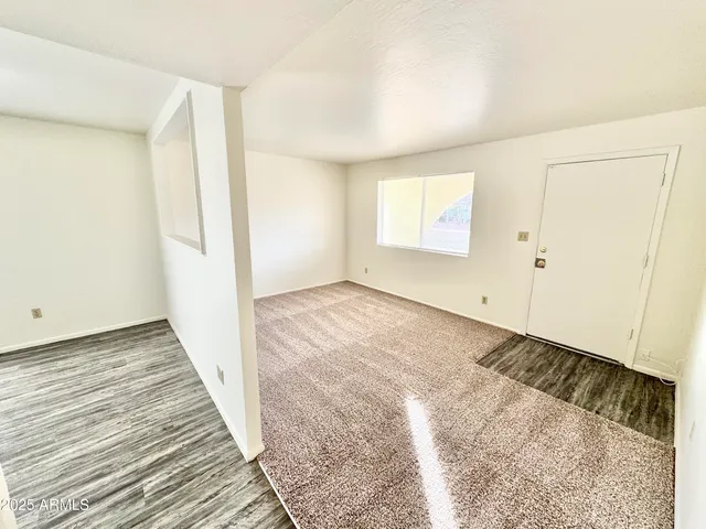 $1,695 | 4520 West Hatcher Road, Glendale, AZ 85302