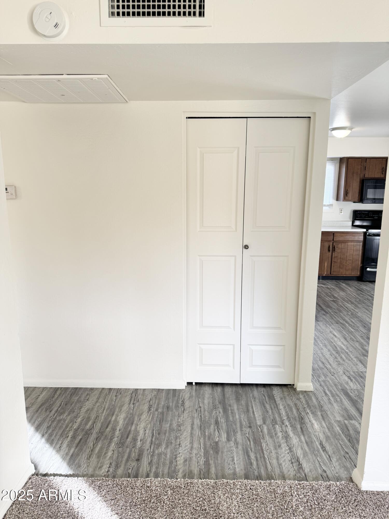 4520 West Hatcher Road Glendale, AZ 85302 - Photo 7 of 38 7