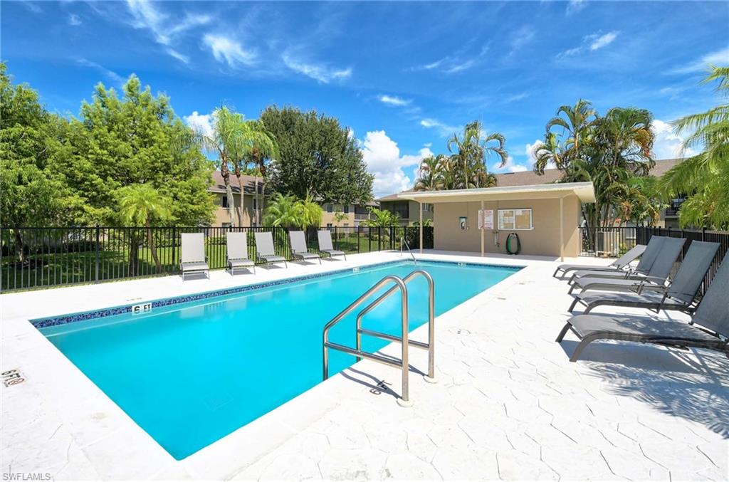 5695 Rattlesnake Hammock Road, Unit B104 Naples, FL 34113 - Photo 20 of 28