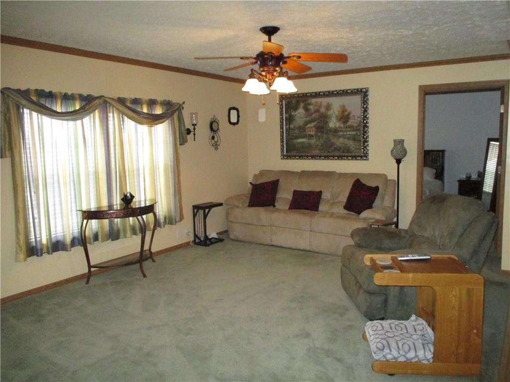 435 Ridgemont Drive Industry, PA 15052 - Photo 7 of 25 Living Room