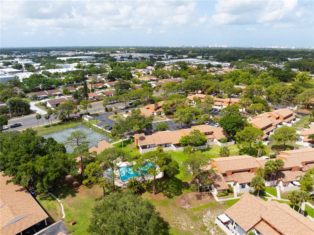 2060 Sunset Point Road, Unit 52 Clearwater, FL 33765 - Photo 32 of 33