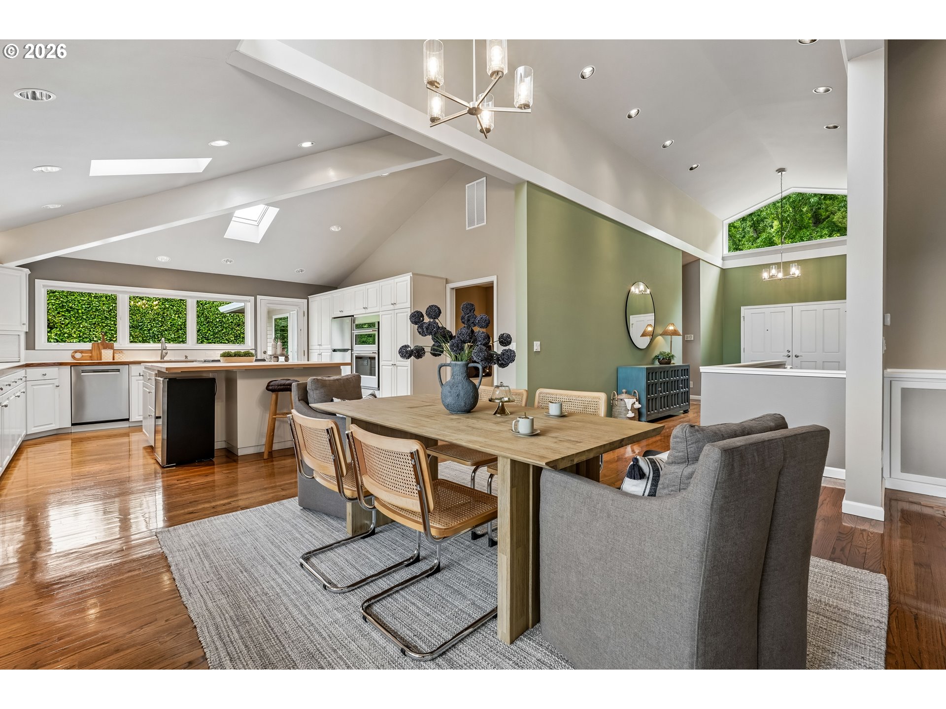 7883 Southwest Linden Road Portland, OR 97225 - Photo 9 of 45