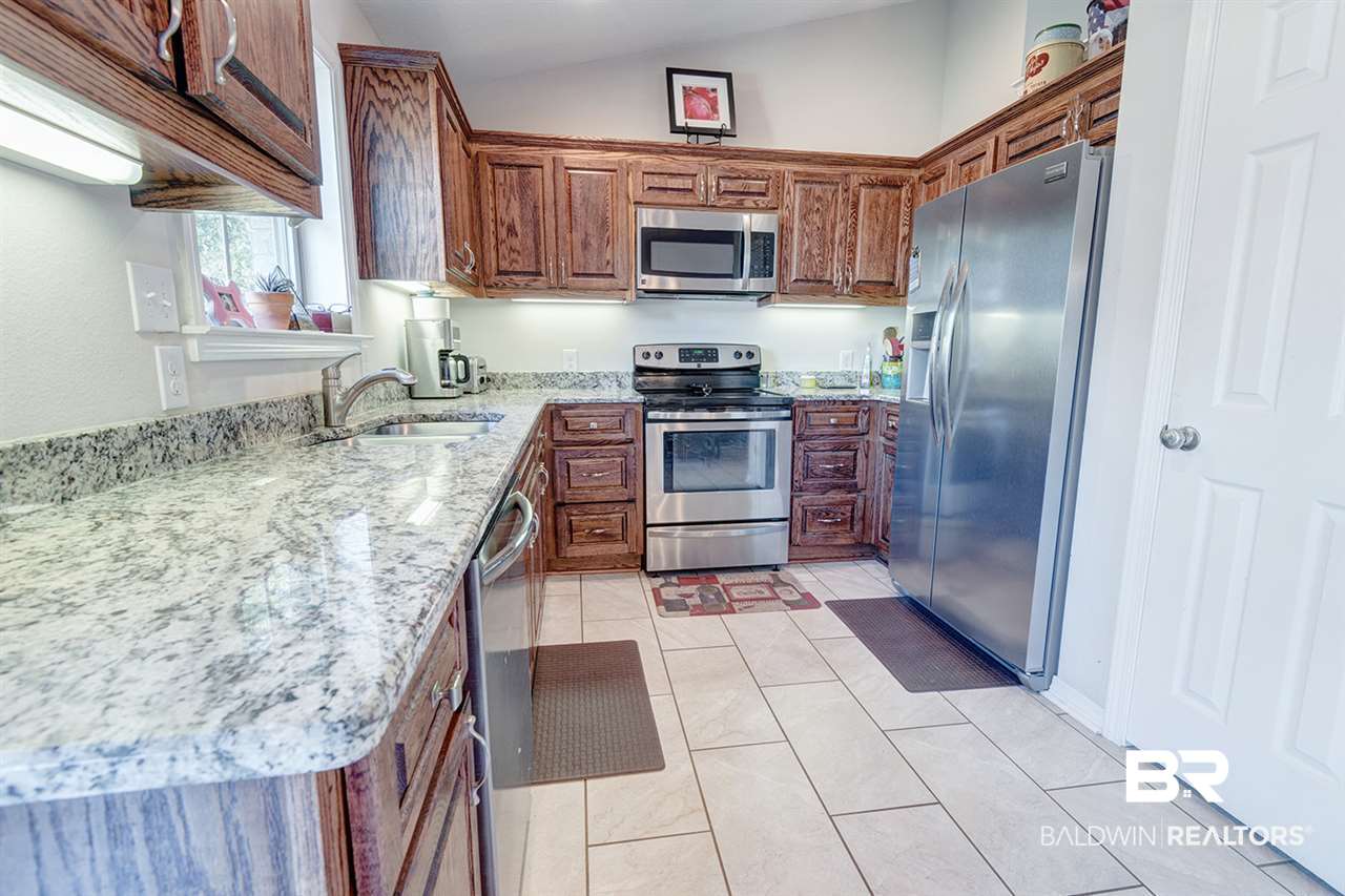 409 South Stuart Street Foley, AL 36535 - Photo 12 of 25 Kitchen