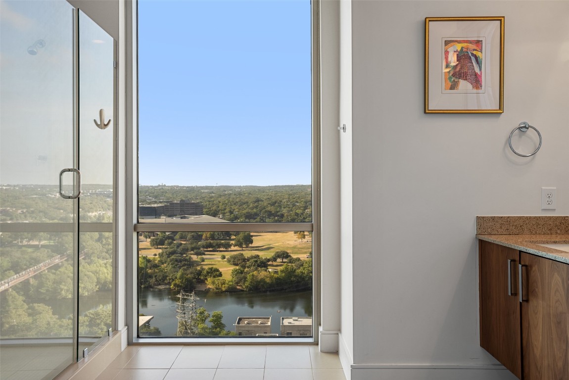 222 West Avenue, Unit 1901 Austin, TX 78701 - Photo 20 of 40