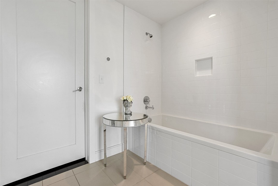 222 West Avenue, Unit 1901 Austin, TX 78701 - Photo 22 of 40