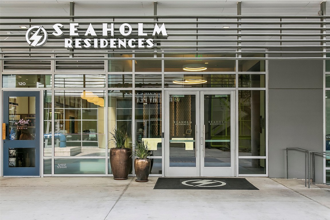 222 West Avenue, Unit 1901 Austin, TX 78701 - Photo 37 of 40