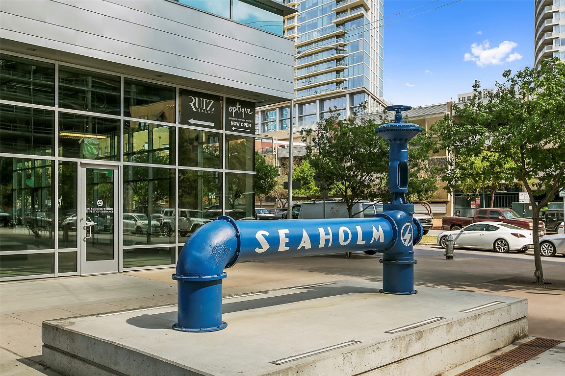 222 West Avenue, Unit 1901 Austin, TX 78701 - Photo 38 of 40