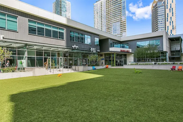 $2,490,000 | 222 West Avenue, Unit 1901, Austin, TX 78701