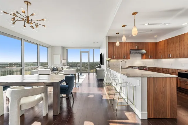 $2,490,000 | 222 West Avenue, Unit 1901, Austin, TX 78701