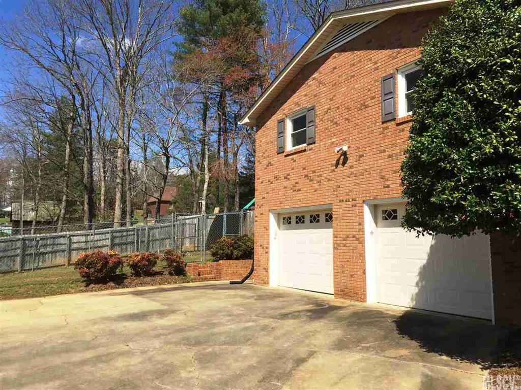 21 NW Road Hickory, NC 28601 - Photo 8 of 25 Gallery Image 8