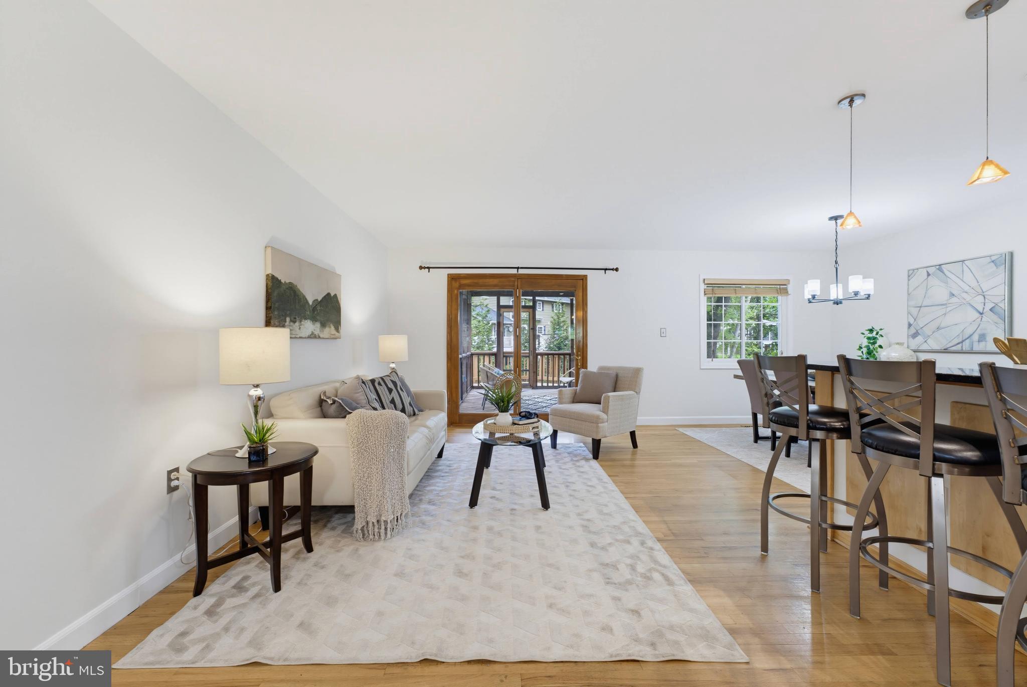 9538 Stevebrook Road Fairfax, VA 22032 - Photo 10 of 57 Gallery Image 10