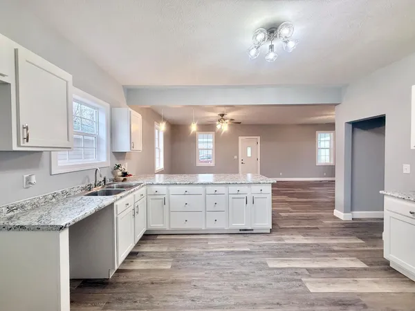 $279,000 | 540 Columbia Avenue, Osgood, IN 47037