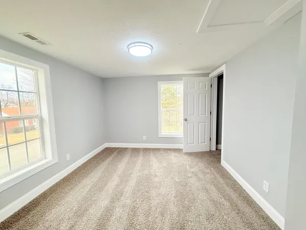 $279,000 | 540 Columbia Avenue, Osgood, IN 47037