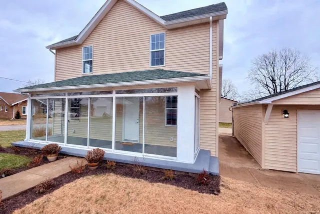 $289,000 | 540 Columbia Avenue, Osgood, IN 47037