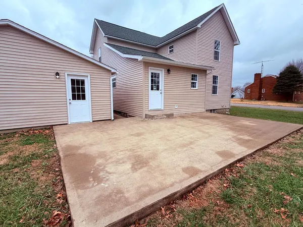 $279,000 | 540 Columbia Avenue, Osgood, IN 47037