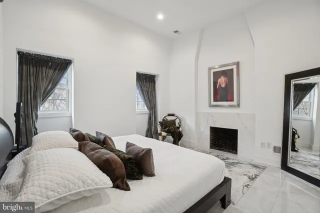 $4,500,000 | 2019 Connecticut Avenue Northwest, Washington, DC 20008