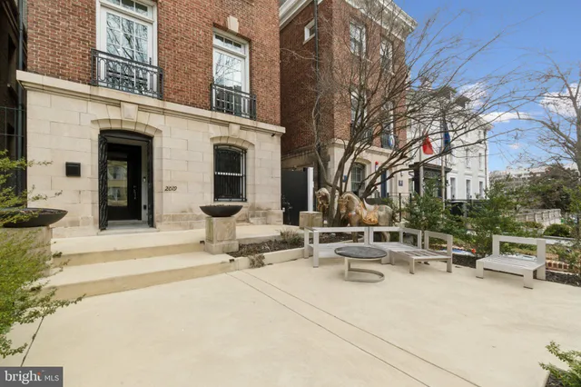 $4,500,000 | 2019 Connecticut Avenue Northwest, Washington, DC 20008